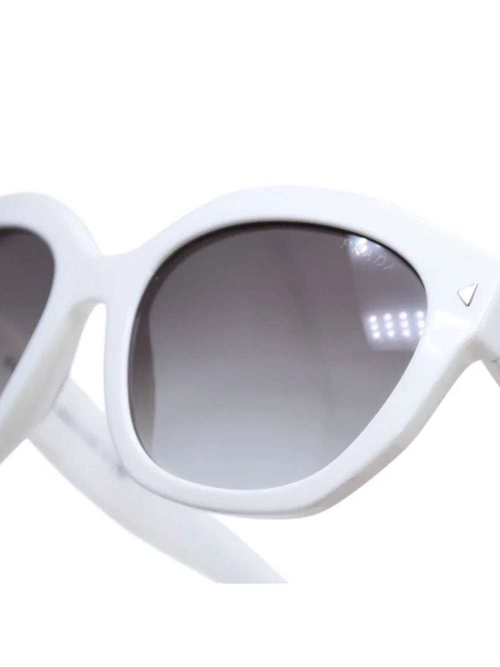 Prada Sunglasses 53 20 White Frame Eyewear